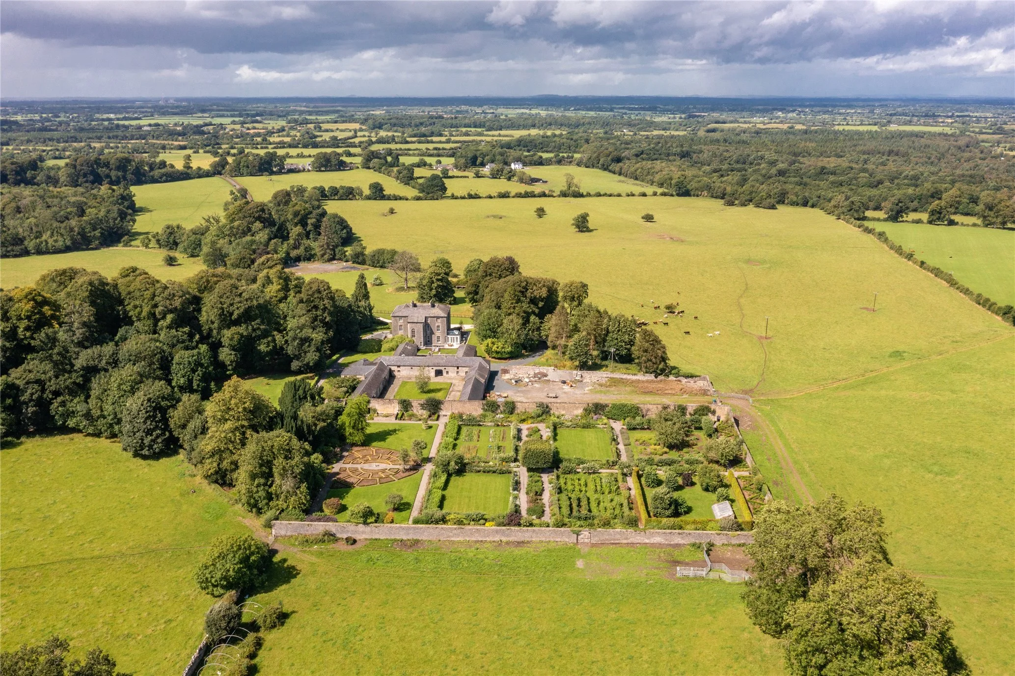 その他 Irish Country House [VHS] Irish Country House: A New Vision by ROBERT O'BYRNE - Book